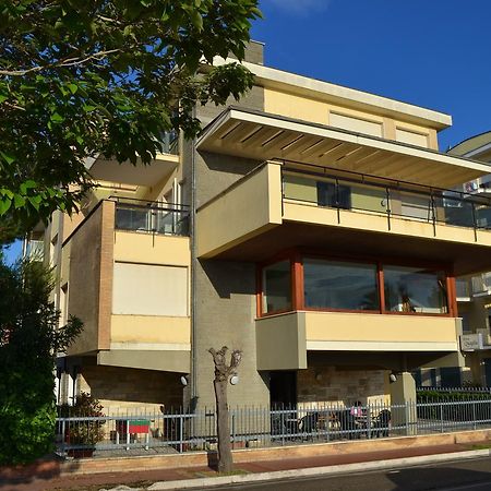 Albergo Quaglia Roseto Degli Abruzzi Exterior foto
