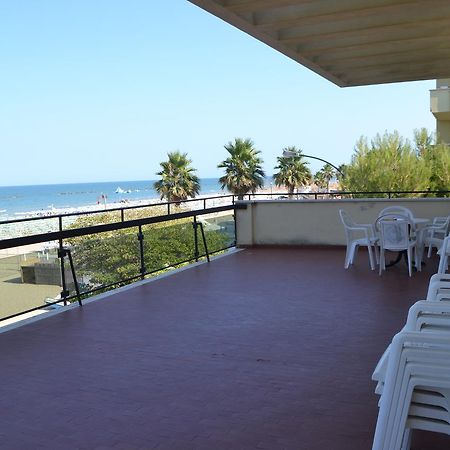 Albergo Quaglia Roseto Degli Abruzzi Exterior foto